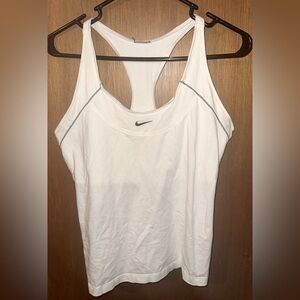 Nike women’s athletic sports top size medium - large